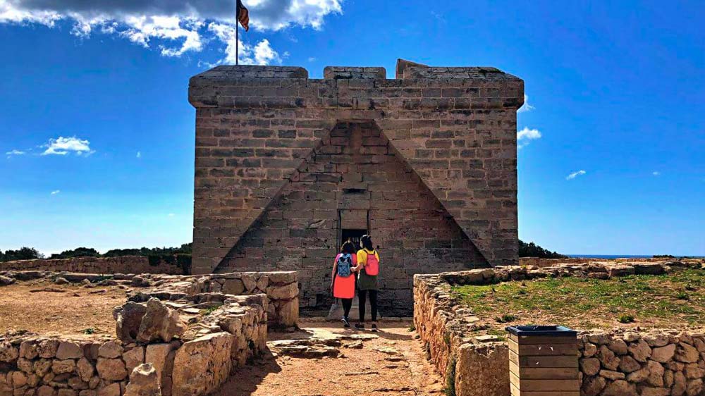 punta de n'amer en sa coma mallorca