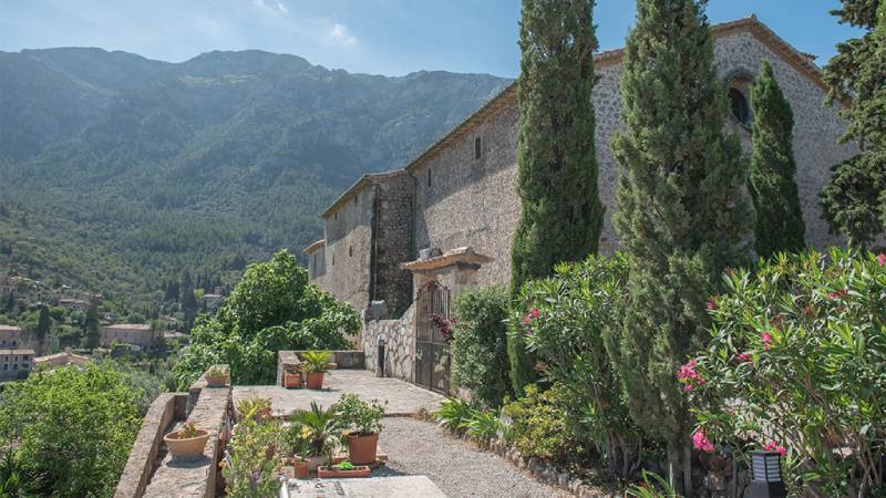 visitar cementerio de deia